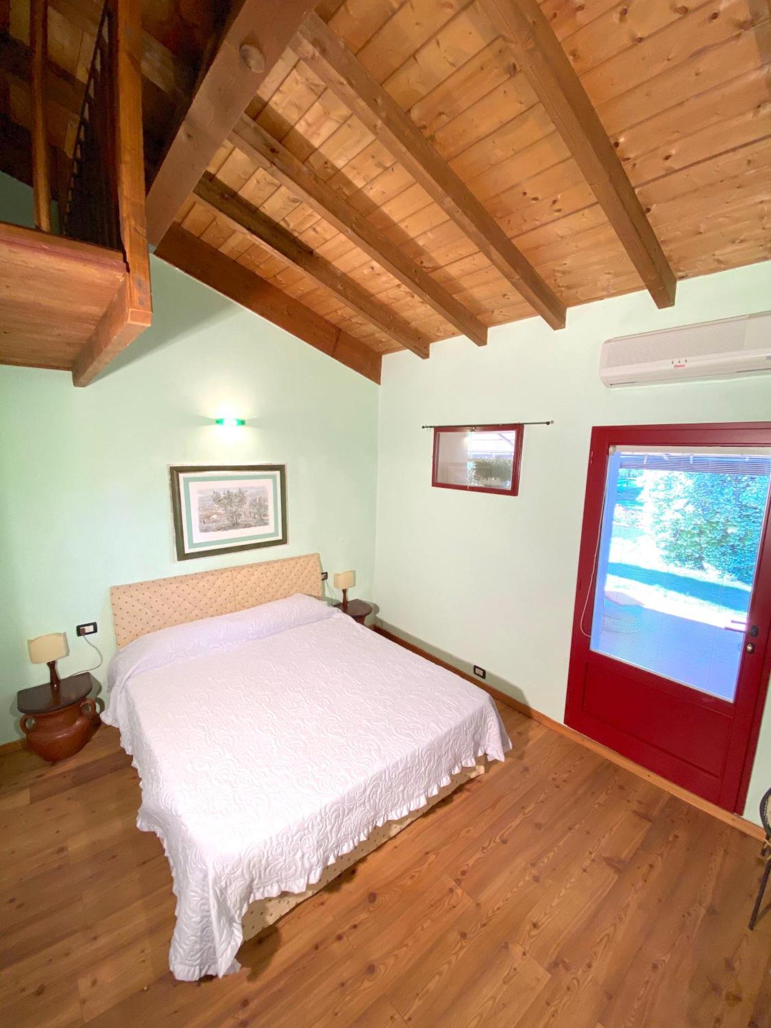 בולגרי Relais Felciaino B&B חדר תמונה